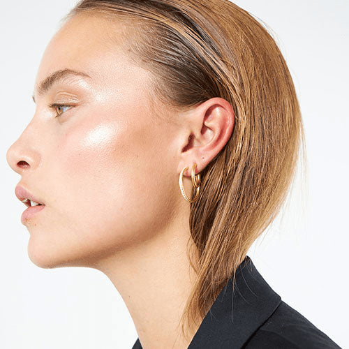 Modell ifort Infinity Pear Hoops i forgylt solv