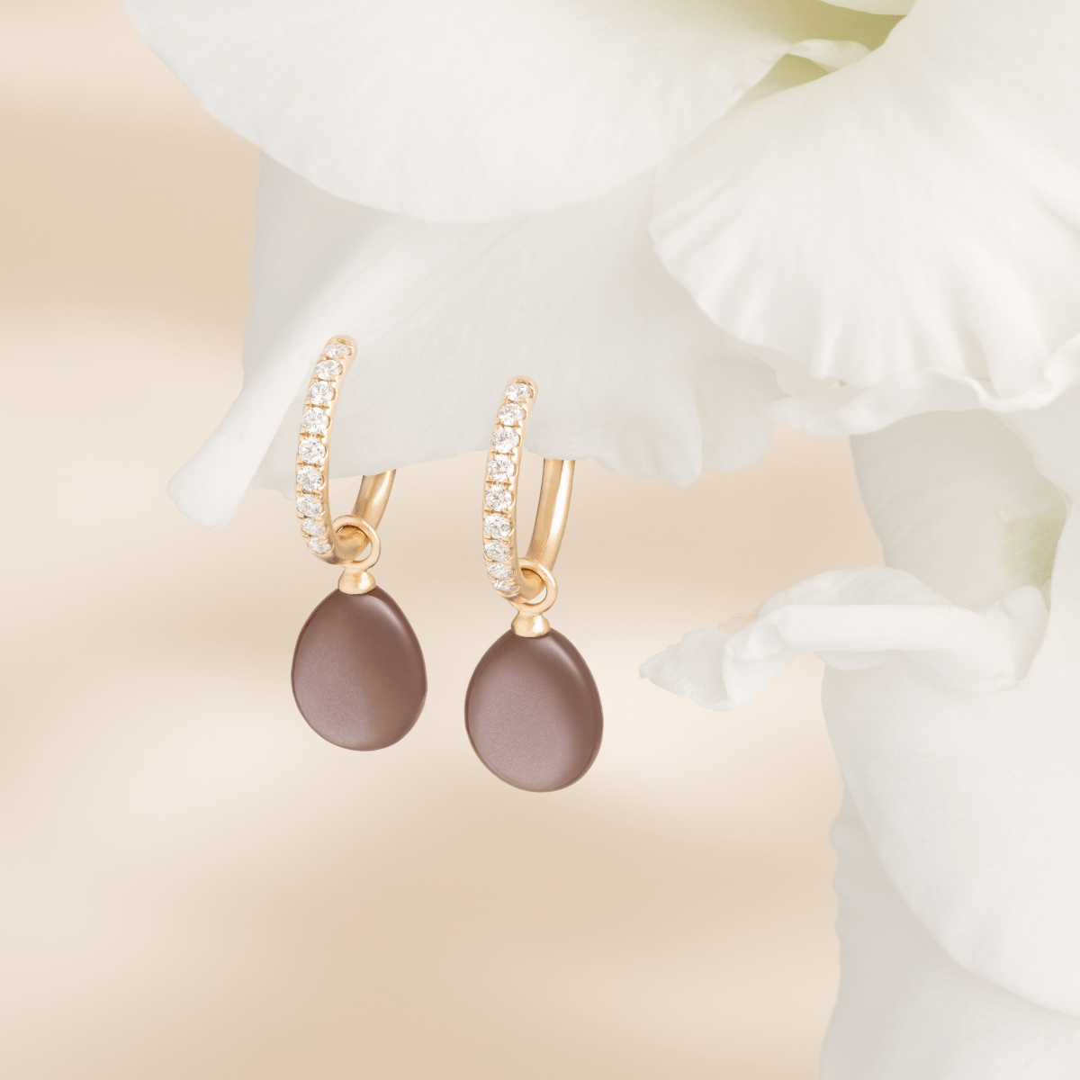 Elina Ear Pendant Chocolate Moonstone