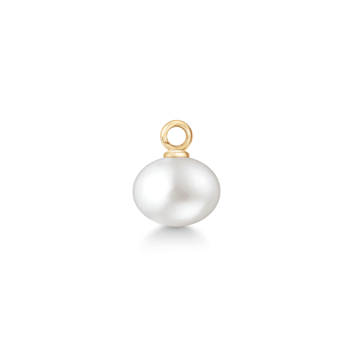 Elaine Ear Pendant, hvit ferskvannsperle med gullring, produktbilde