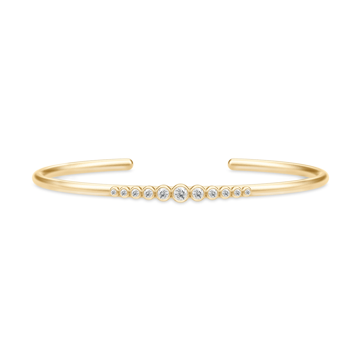 Grace Bangle i forgylt solv med facettslipte zirkonia